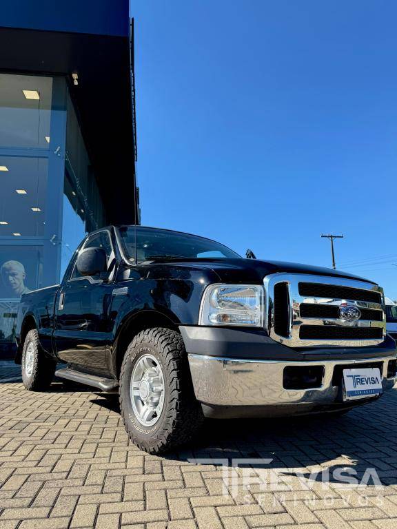 Ford F-250 XLT 4X2  - 2011