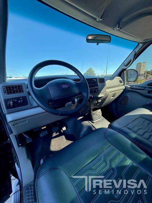 Ford F-250 XLT 4X2  - 2011