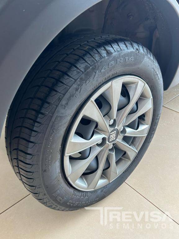 Fiat Mobi Trekking 1.0 IPVA 2024 PAGO - 2023