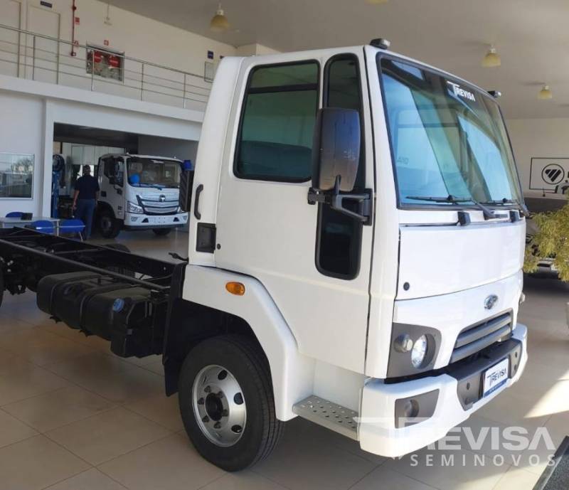 Ford Cargo 816 S - 2019